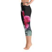 Load image into Gallery viewer, ARROSAKARA VERDE Capri Leggings