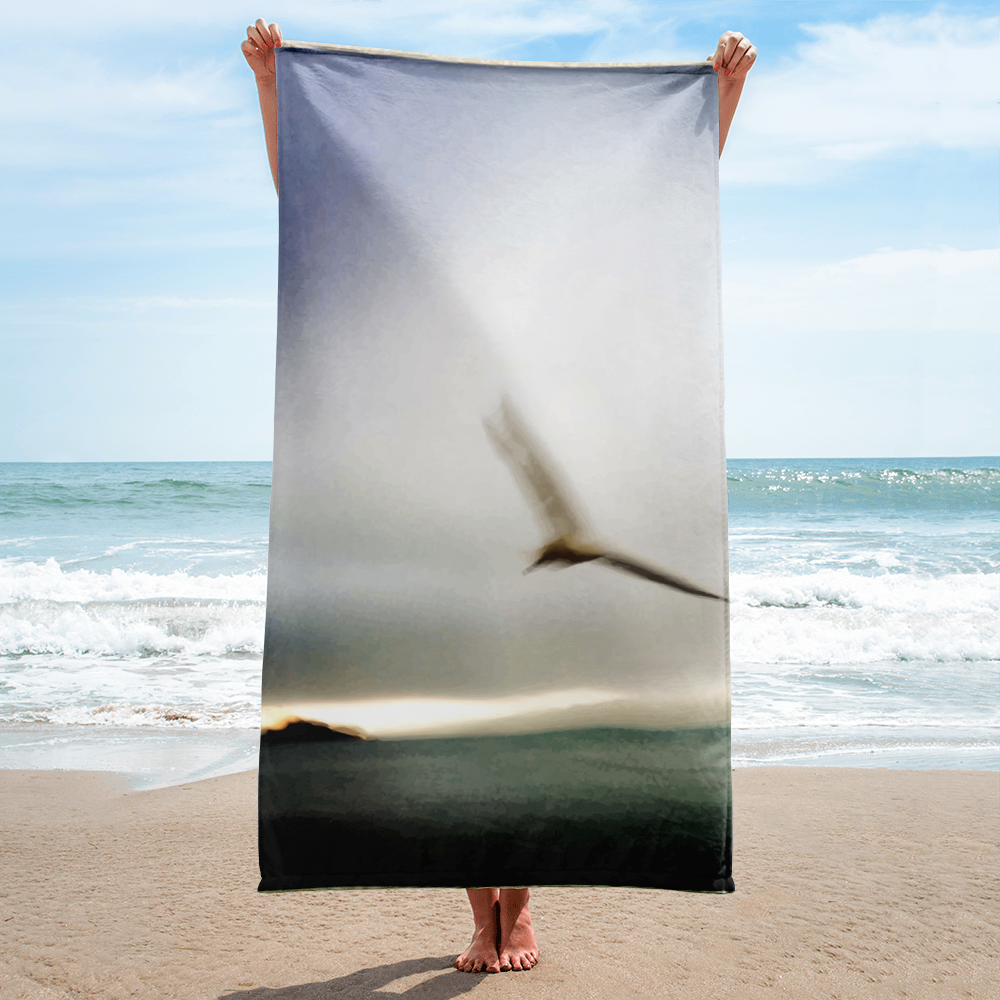 HEGAZTI la terre est ronde Towel
