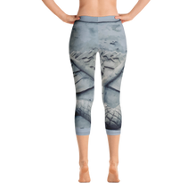 Load image into Gallery viewer, ITSASLAMINA MERMAID Capri Leggings