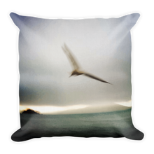 Load image into Gallery viewer, HEGAZTI OISEAU Premium Pillow