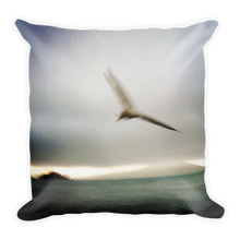 Load image into Gallery viewer, HEGAZTI OISEAU Premium Pillow