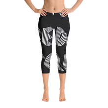 Load image into Gallery viewer, IZARA NÉE DES ÉTOILES Capri Leggings